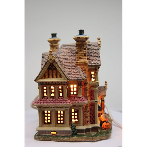 Lemax Spooky Town Village - Trick or Treaters House - Picture 4 of 7